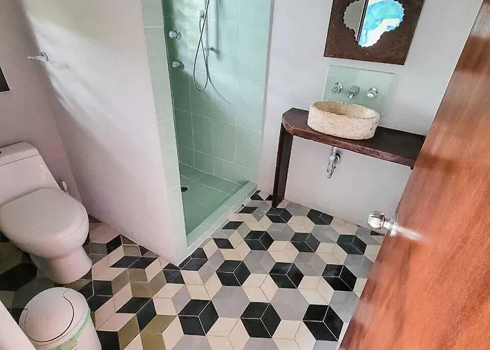 Maui Hostel *
